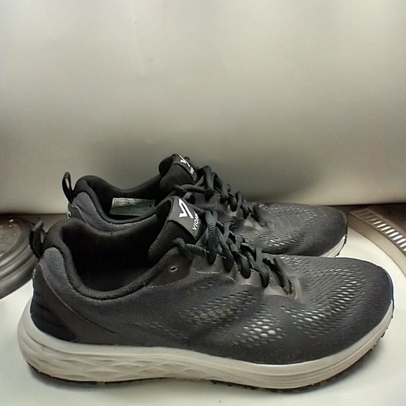 vionic tate active sneaker